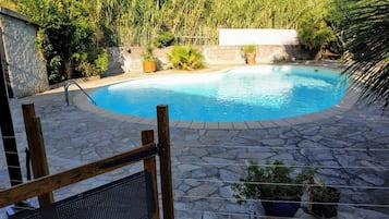 Udendørs pool