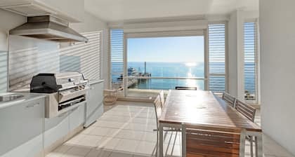 Deep Blue 12 Apartment Moreton island