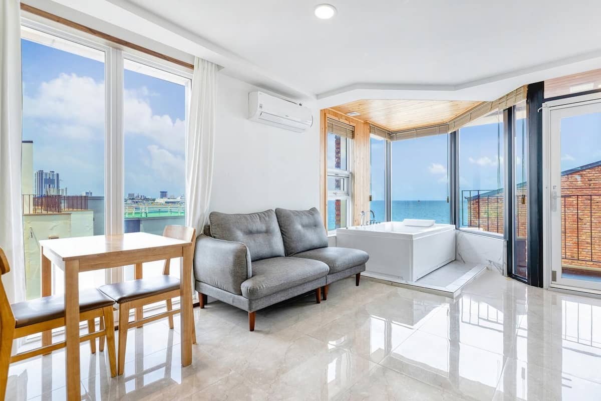 Basic Room, 1 Bedroom (B402(spa /half ocean view))