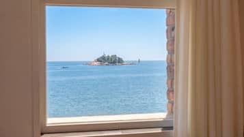 Basic Room, 1 Bedroom (A402 (ocean view)) | 1 bedroom, WiFi (free)