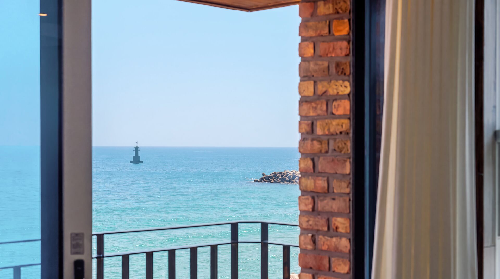 Basic Room, 1 Bedroom (B301(half ocean view)) | 1 bedroom, WiFi (free)
