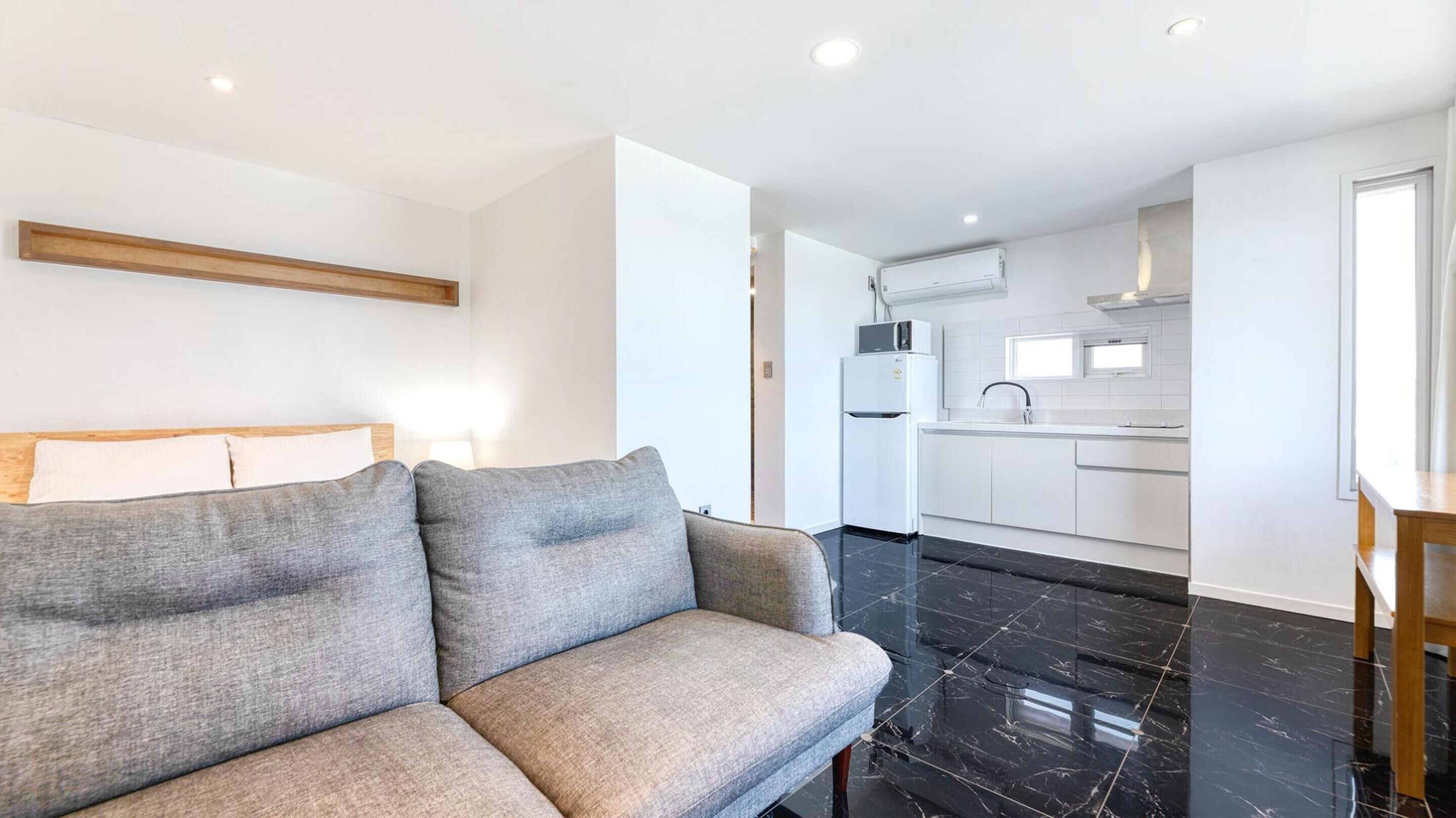 Basic Room, 1 Bedroom (A202 (ocean view)) | 1 bedroom, WiFi (free)