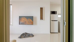 Basic Room, 1 Bedroom (A301(ocean view)) | 1 bedroom, WiFi (free) - Sokcho Moreve Pension (Sokcho)