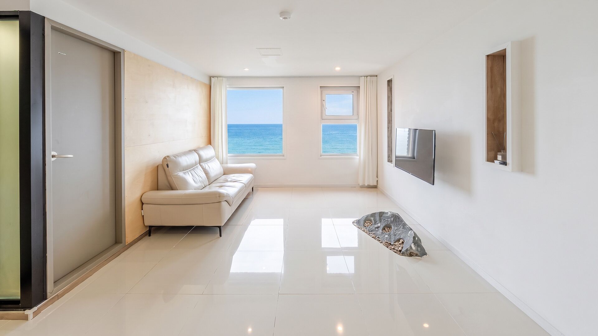 Basic Room, 1 Bedroom (A301(ocean view)) | 1 bedroom, WiFi (free)