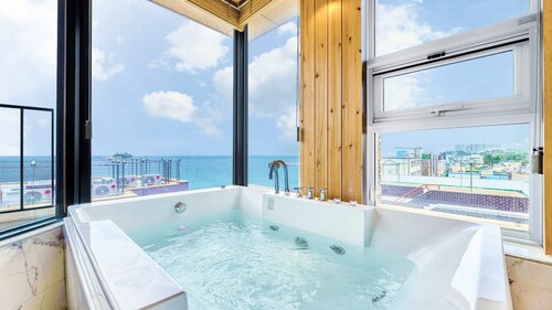 Sokcho Moreve Pension