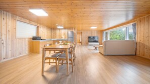 Basic Room, 1 Bedroom (Heuknaeeumdong)