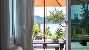 Basic Room, 1 Bedroom (Hendelgwageuretel(ocean view)) | 1 bedroom, free WiFi - Yeosu Sky Pension (Yeosu)