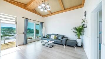 Basic-rum - 3 sovrum (Seonnyeowanamukkun(ocean view)) | 1 sovrum och gratis wi-fi