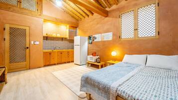 Basic-Zimmer, 1 Schlafzimmer (10Pyeong-2) | 1 Schlafzimmer, kostenloses WLAN