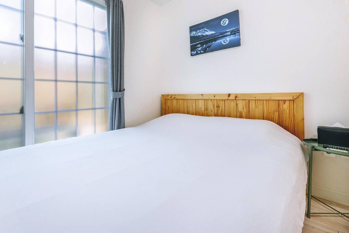 Basic Room, 1 Bedroom (jakeandal 1insil) | 1 bedroom, free WiFi
