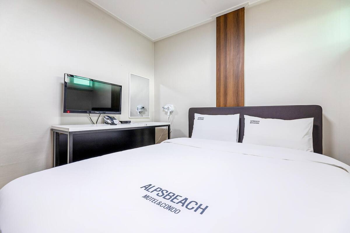 Habitación básica, 1 habitación (deluxeB/no smoking) | 1 habitación y wifi gratis