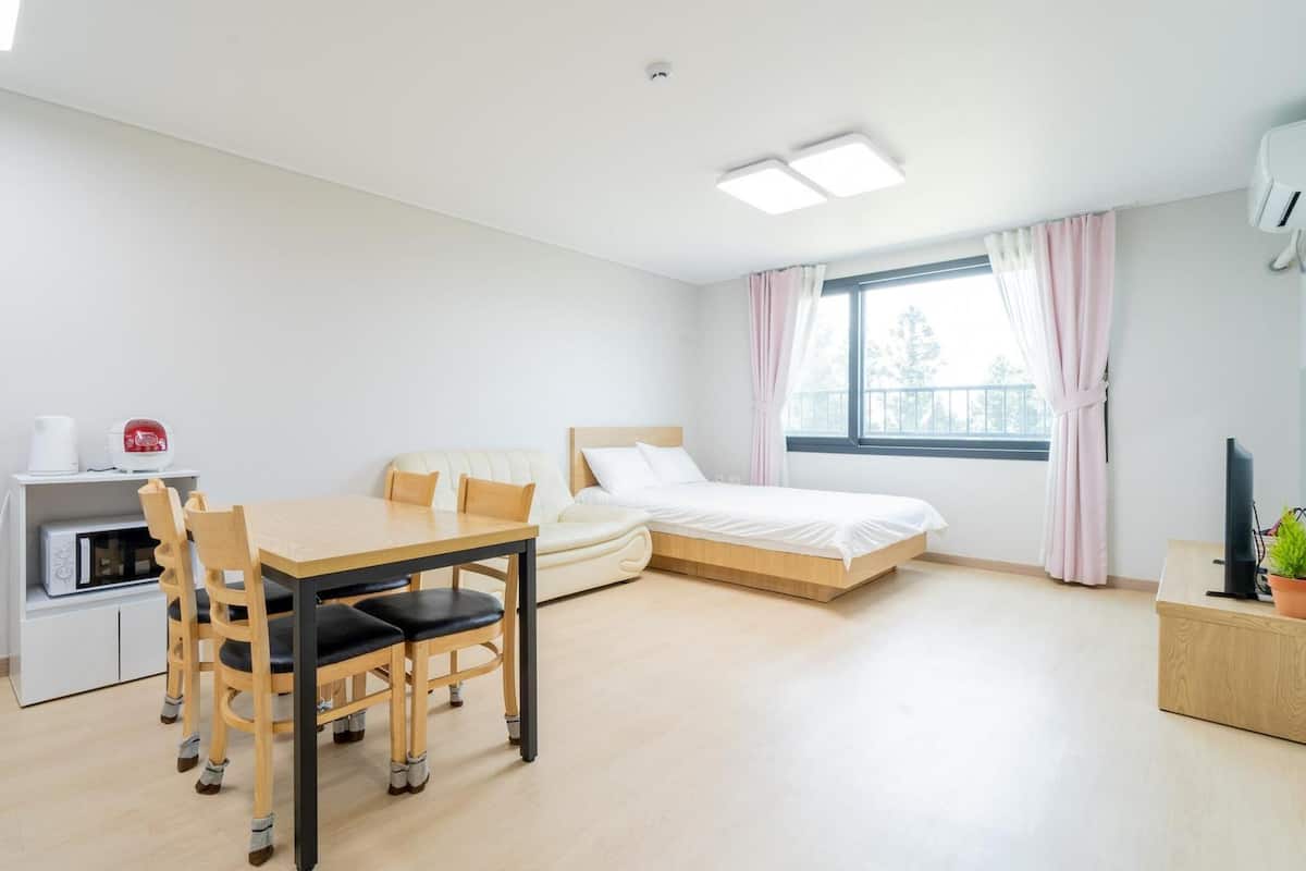 Kamar Basic, 1 kamar tidur (202ho) | 1 kamar tidur dan Wi-Fi gratis