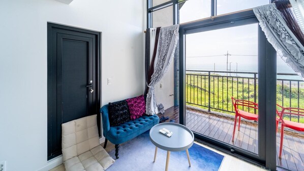 Room - Jeju Jeobadae Nuwo (Jeju City)