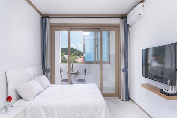 Basic Room, 1 Bedroom (deung dae) | 1 bedroom, free WiFi
