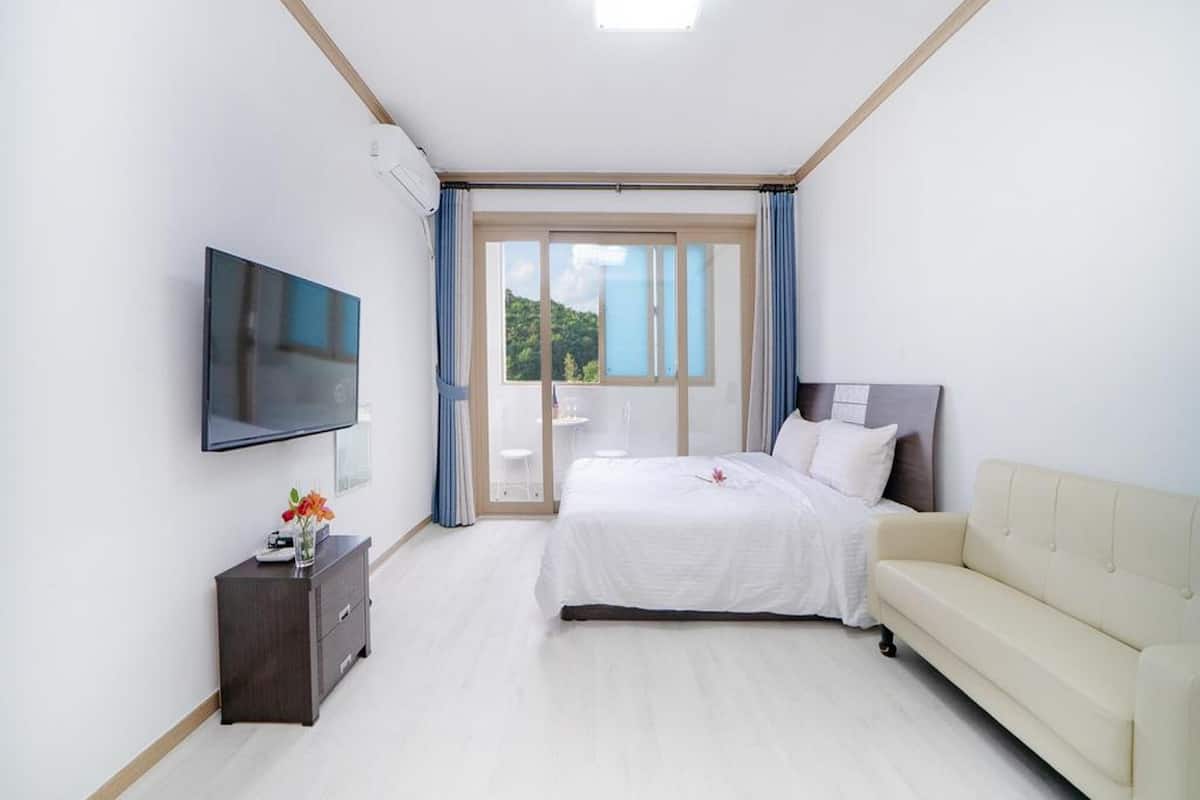Basic Room, 1 Bedroom (sanho) | 1 bedroom, free WiFi
