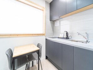 Basic Room, 1 Bedroom (101ho) - Jeju Moons Stay (Jeju City)