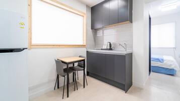 Basic Room, 1 Bedroom (101ho) | 1 bedroom, free WiFi