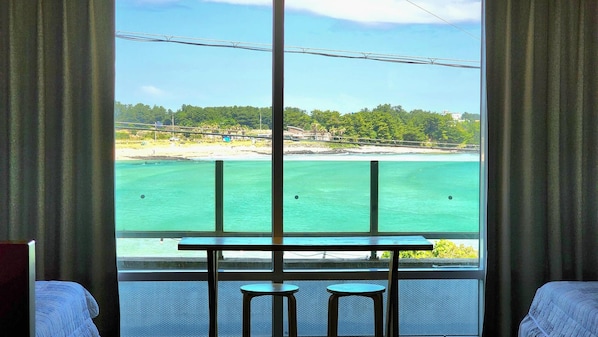 Basic Room, 1 Bedroom (hado(Family Room/ocean view)) | 1 bedroom, free WiFi