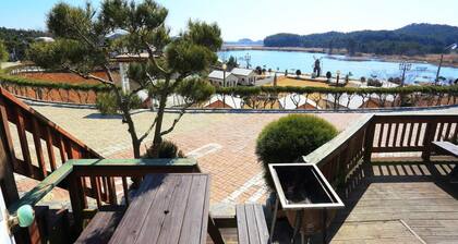 Taean Buck gwa Baetnaru Pension
