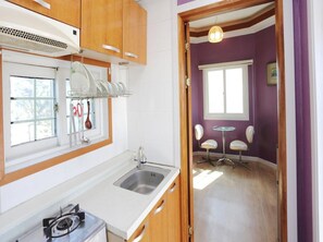 Basic Room, 1 Bedroom (sentimental) | 1 bilik tidur, Wi-fi percuma 