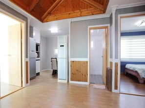 Basic Room, 2 Bedrooms (princess) | 1 bedroom, free WiFi