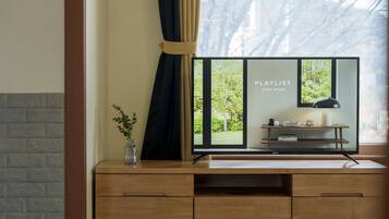 Basic Room, 2 Bedrooms (Banditbul 201ho) | 1 bedroom, free WiFi