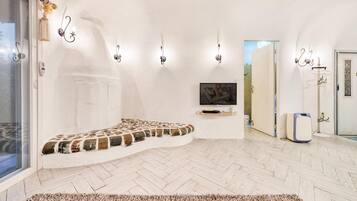 Basic Room, 1 Bedroom (saeujib) | 1 bedroom, free WiFi