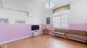 1 bedroom, free WiFi - Daecheon Swiss Chalet Spa Pension (Boryeong)