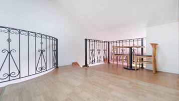 Basic Room, 2 Bedrooms (305ho) | 1 bedroom, free WiFi