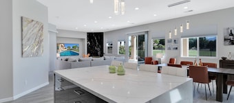 Beautiful 4Bd/3B House, New Pool and Spa.Nice View on Golf Course. Pet friendly!