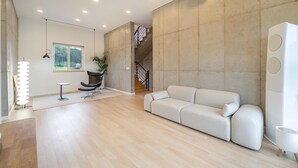 Basic Room, 3 Bedrooms (STAY Ⅱ)