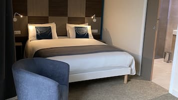 Premium-Zimmer | Hochwertige Bettwaren, kostenloses WLAN, Bettwäsche