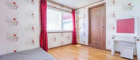 Basic-Zimmer, 2 Schlafzimmer (Pataya(Oceanview,group)) | 1 Schlafzimmer, kostenloses WLAN