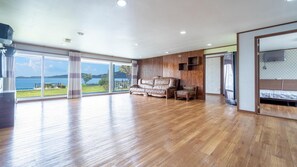 Basic Room, 3 Bedrooms (Maldives(Oceanview,group)) | 1 bedroom, free WiFi