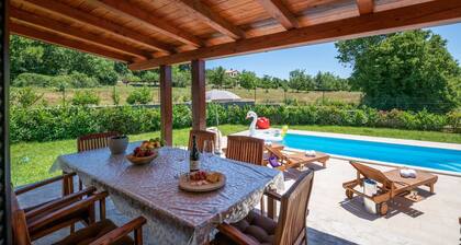 Villa Madonnina with pool