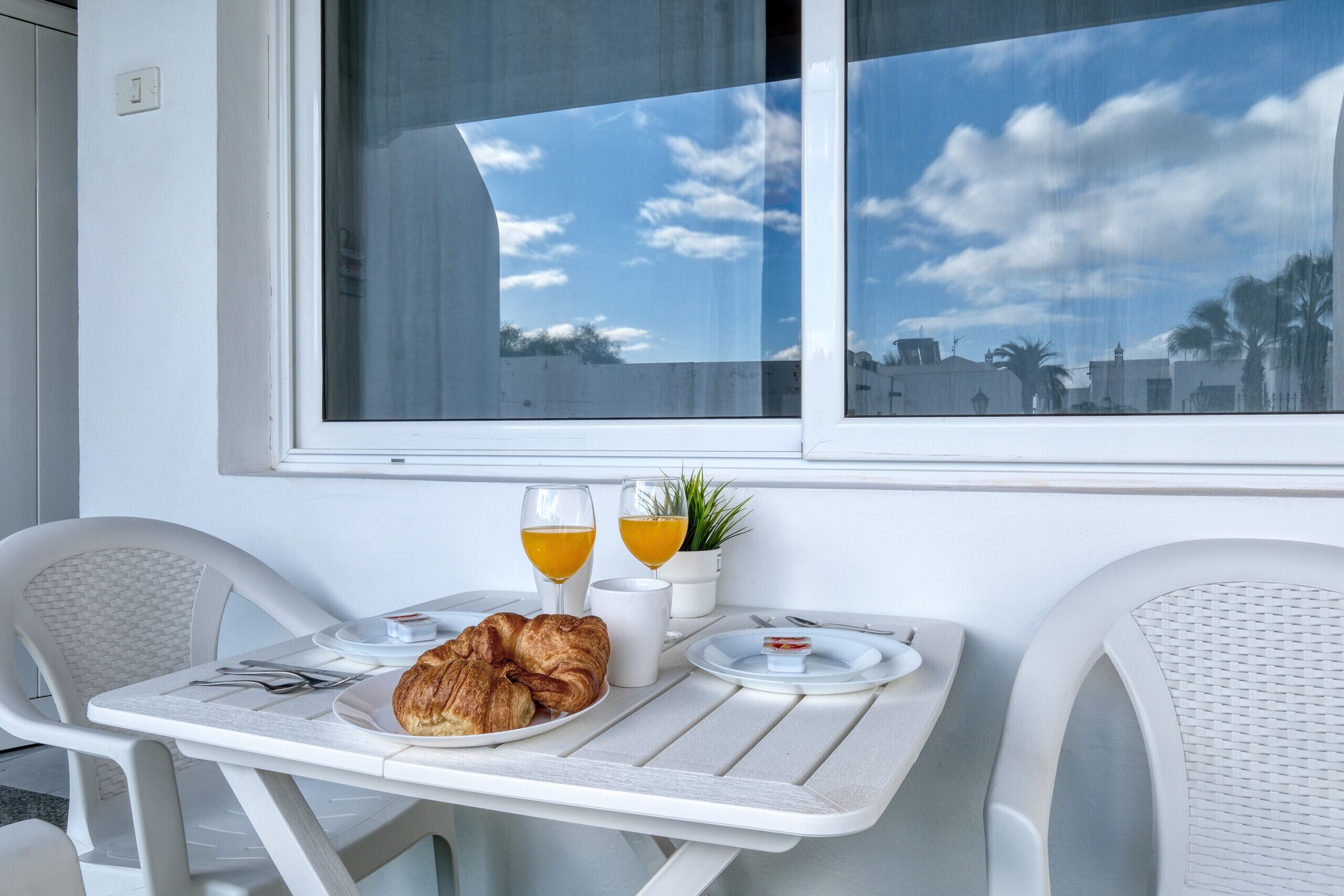 屋外ダイニングエリア