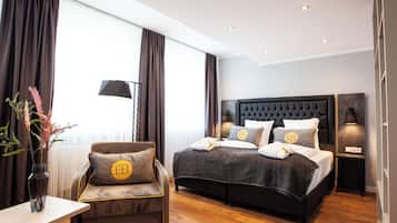 Deluxe-Doppelzimmer | Minibar, Schreibtisch, laptopgeeigneter Arbeitsplatz, kostenloses WLAN