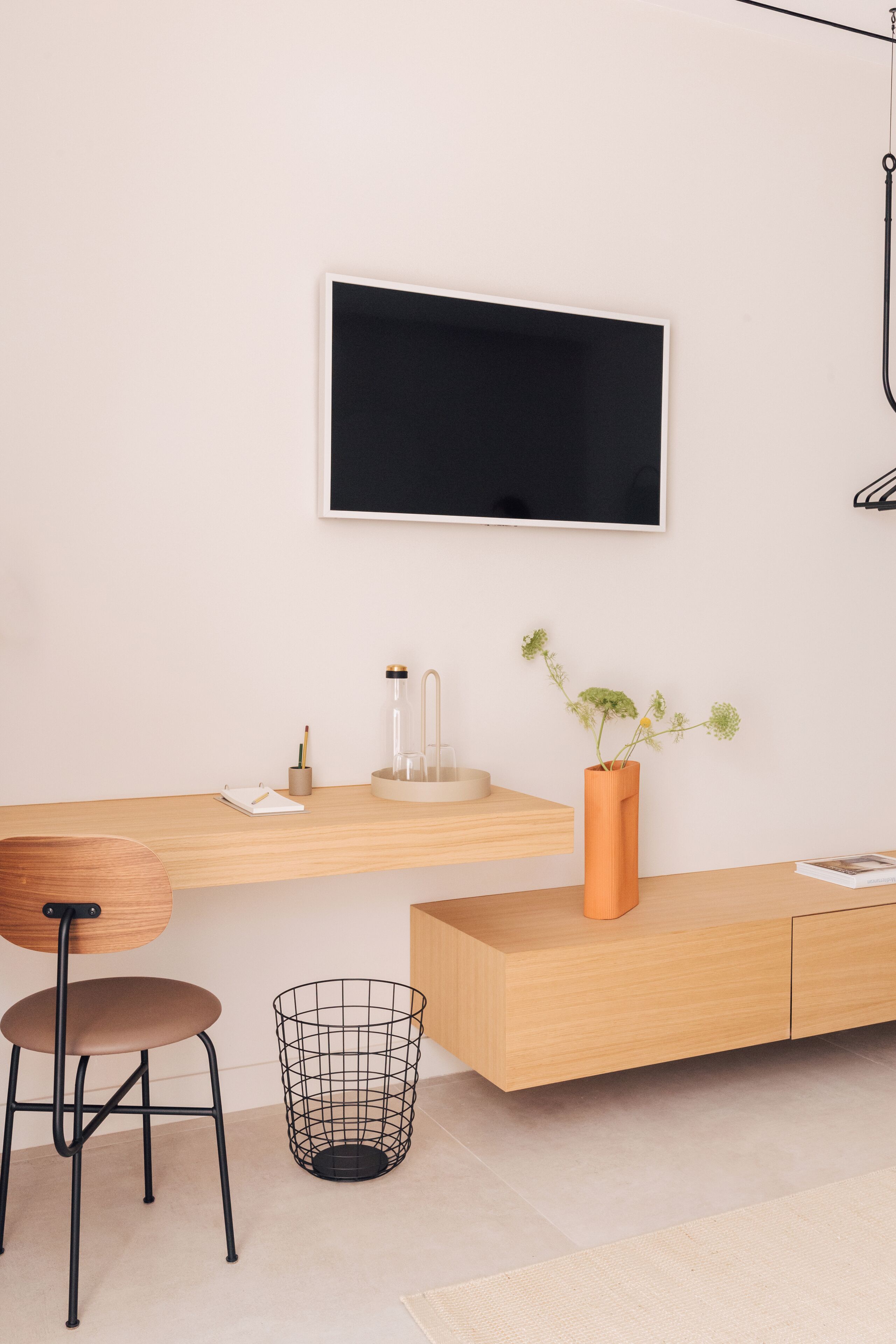 suite room | premium bedding, down duvets, in-room safe, desk