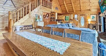 Bigfoot of Blue Ridge - Mountain View above Blue Ridge Lake | Hot Tub | Movie Room | Pool Table