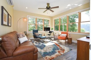 Smart TV, fireplace, offices