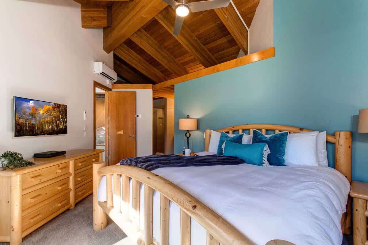 4 chambres, fer et planche à repasser, Wi-Fi, draps fournis