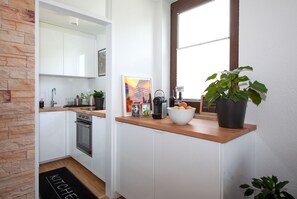 Kühlschrank, Ofen, Herdplatte, Geschirrspüler