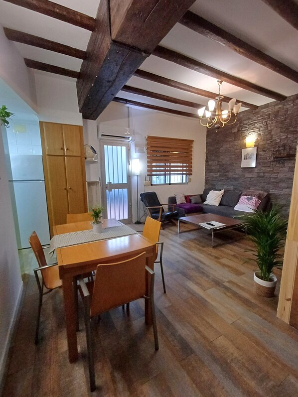 TV connectée, cheminée