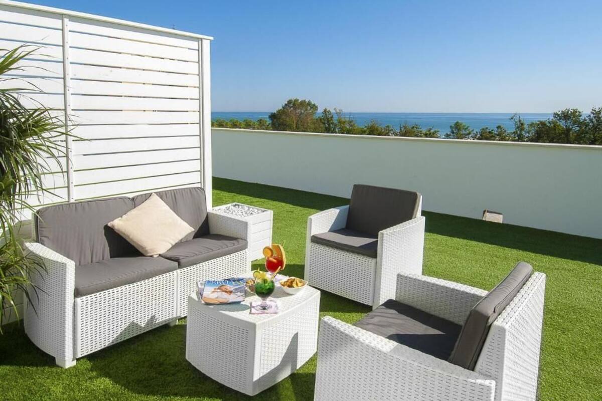 Junior Room, Sea View | Balcony