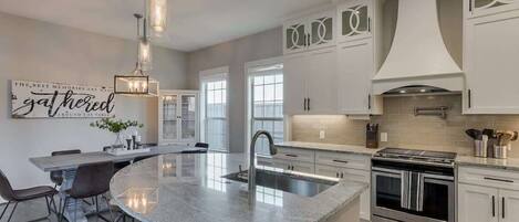 Frigorífic, microones, forn i rentaplats