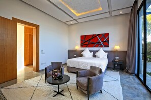 Villa, plusieurs lits | 5 chambres, fer et planche à repasser, Wi-Fi gratuit, draps fournis