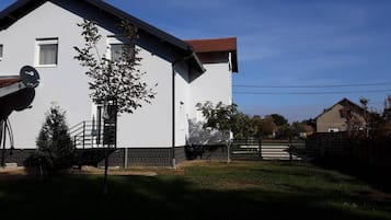 Villa | Jardín