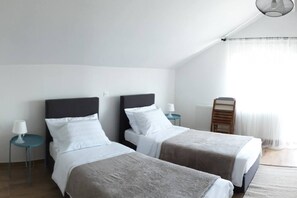 Villa | 3 bedrooms, iron/ironing board, free WiFi, bed sheets