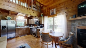 Ferienhütte, 2 Schlafzimmer | Eigene Küche | Kühlschrank, Ofen, Wasserkocher mit Kaffee-/Teezubehör, Toaster