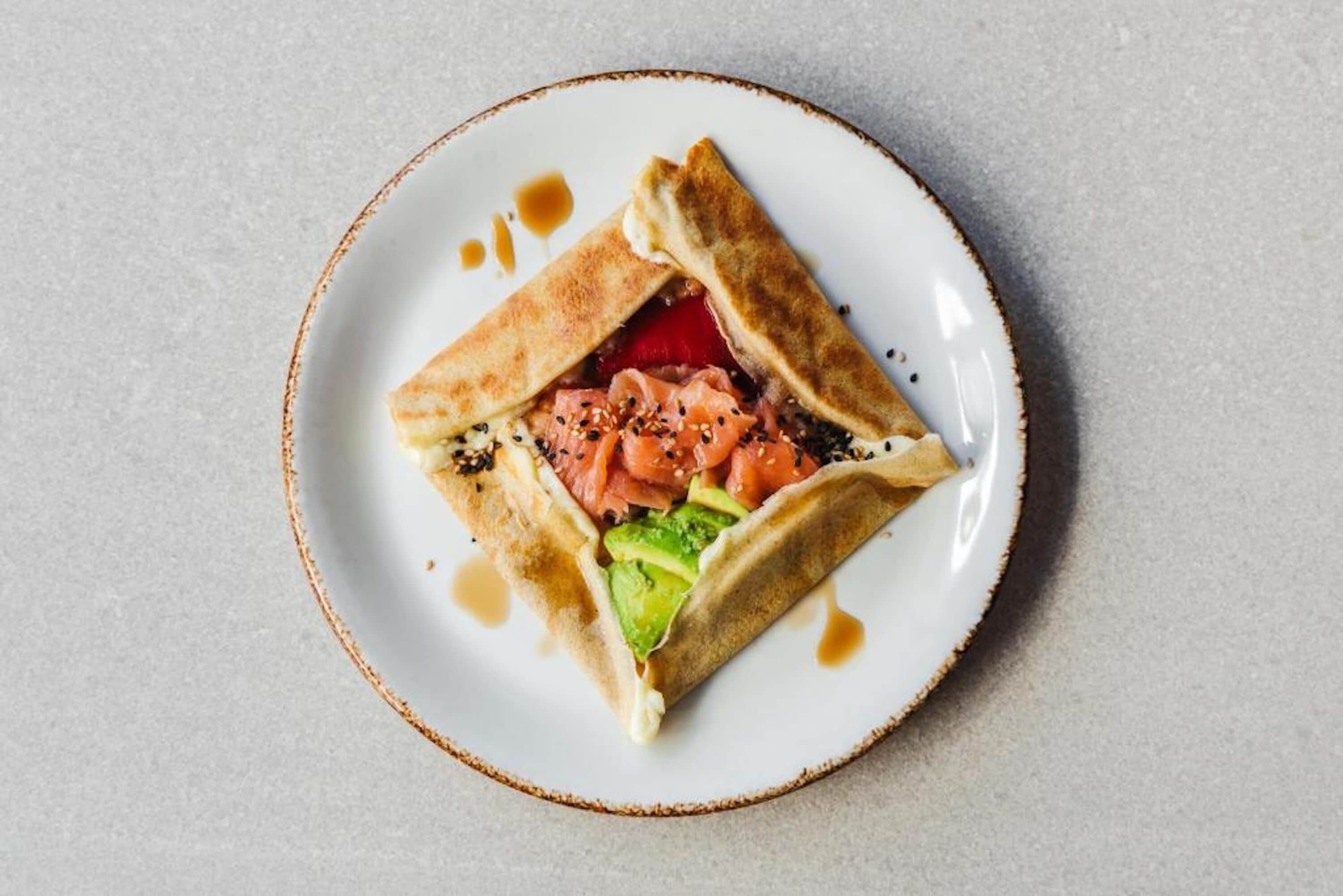 daily cooked-to-order breakfast (eur 12 per person)